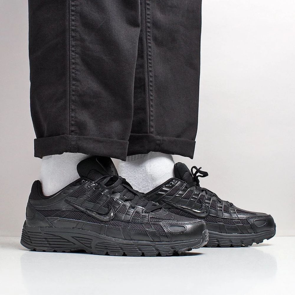 NIKE P-6000 BLACK
