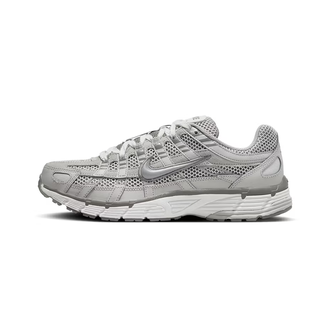 TENIS NIKE P-6000